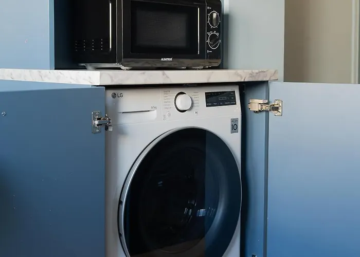 Cozy Urban Piata Victoriei * Bucureşti